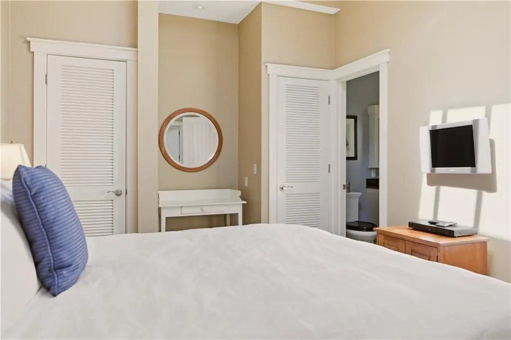 125 Corys Lane Portsmouth RI 02871