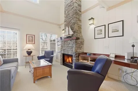 125 Corys Lane Portsmouth RI 02871