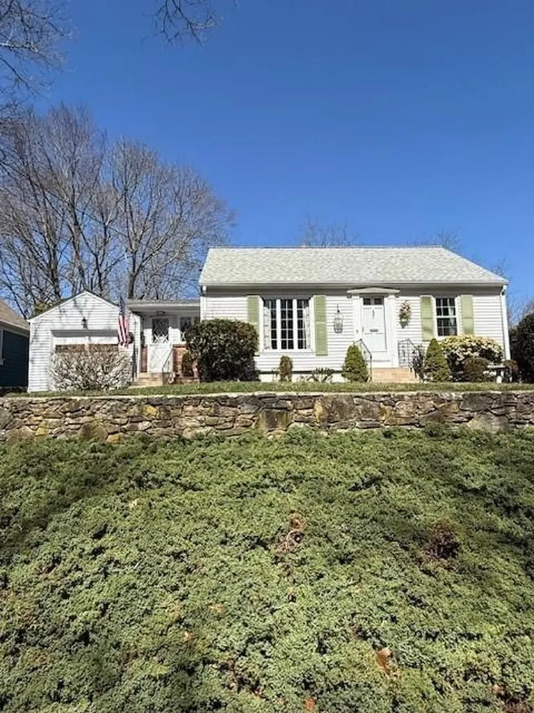 99 Woodland Street Lincoln RI 02865