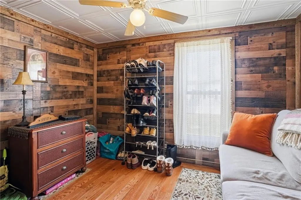 225 #401 Brayton Road Tiverton RI 02878