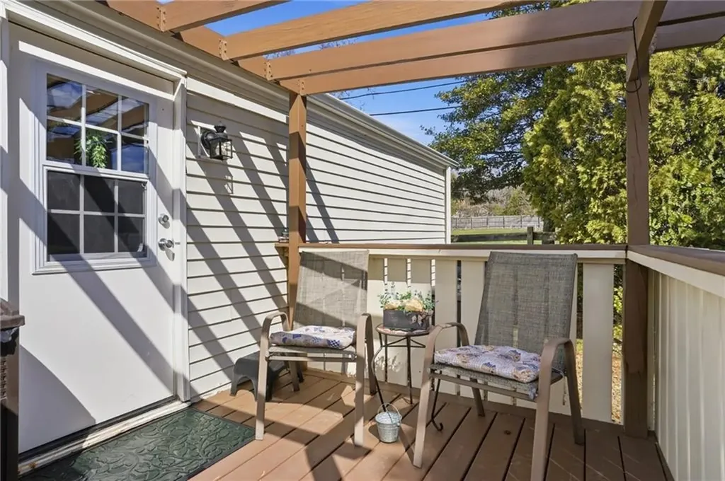 225 #401 Brayton Road Tiverton RI 02878
