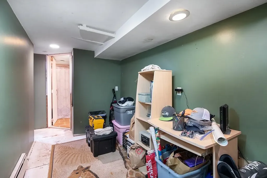 1668 Kingstown Road South Kingstown RI 02879