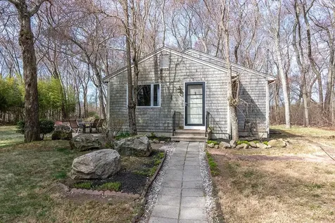 1668 Kingstown Road South Kingstown RI 02879