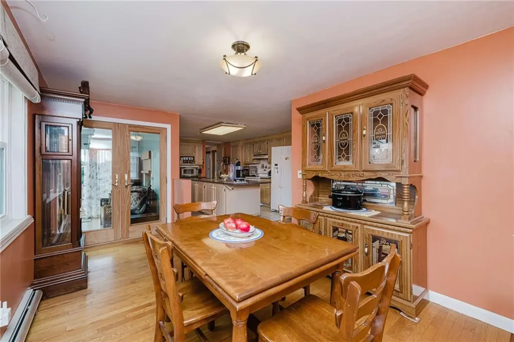 72 Beardsworth Road Tiverton RI 02878