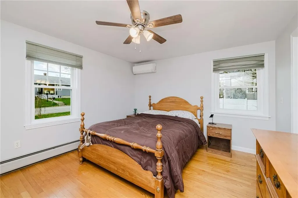 72 Beardsworth Road Tiverton RI 02878