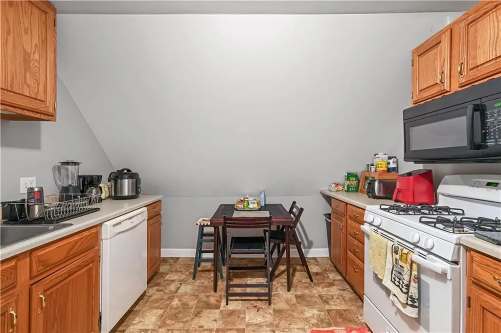 177 Logee Street Woonsocket RI 02895