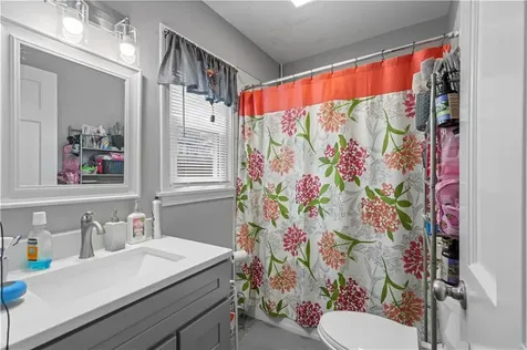 177 Logee Street Woonsocket RI 02895
