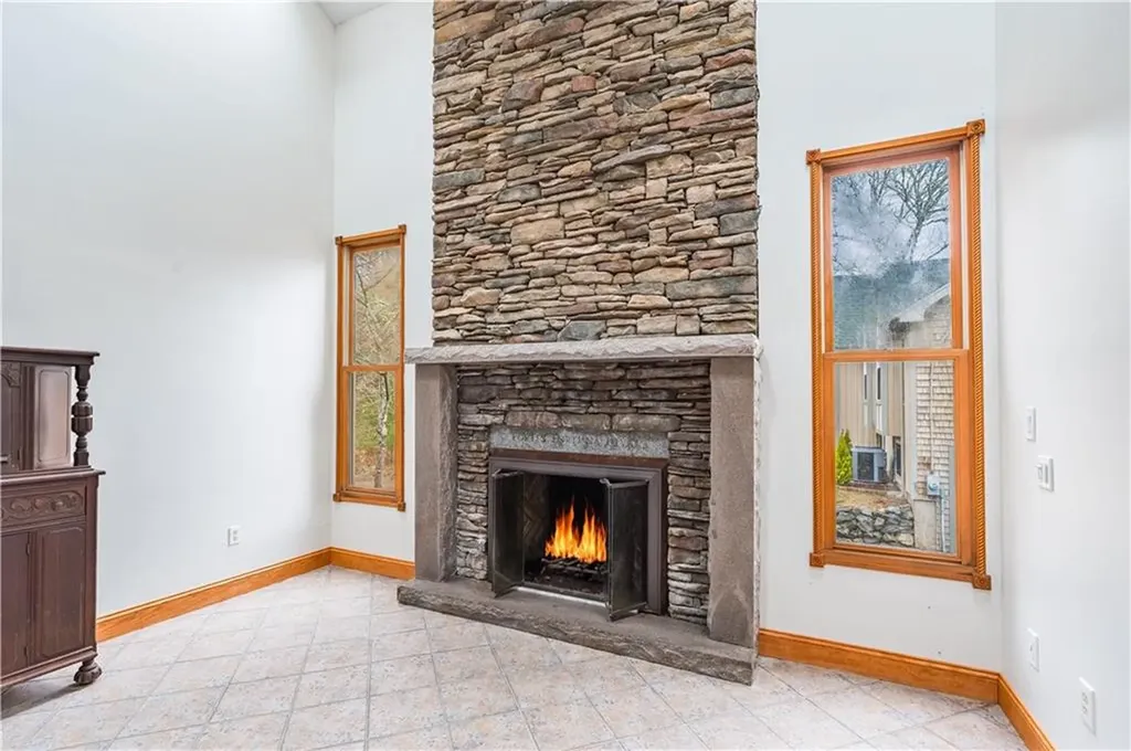 4115 South County Trail Charlestown RI 02813