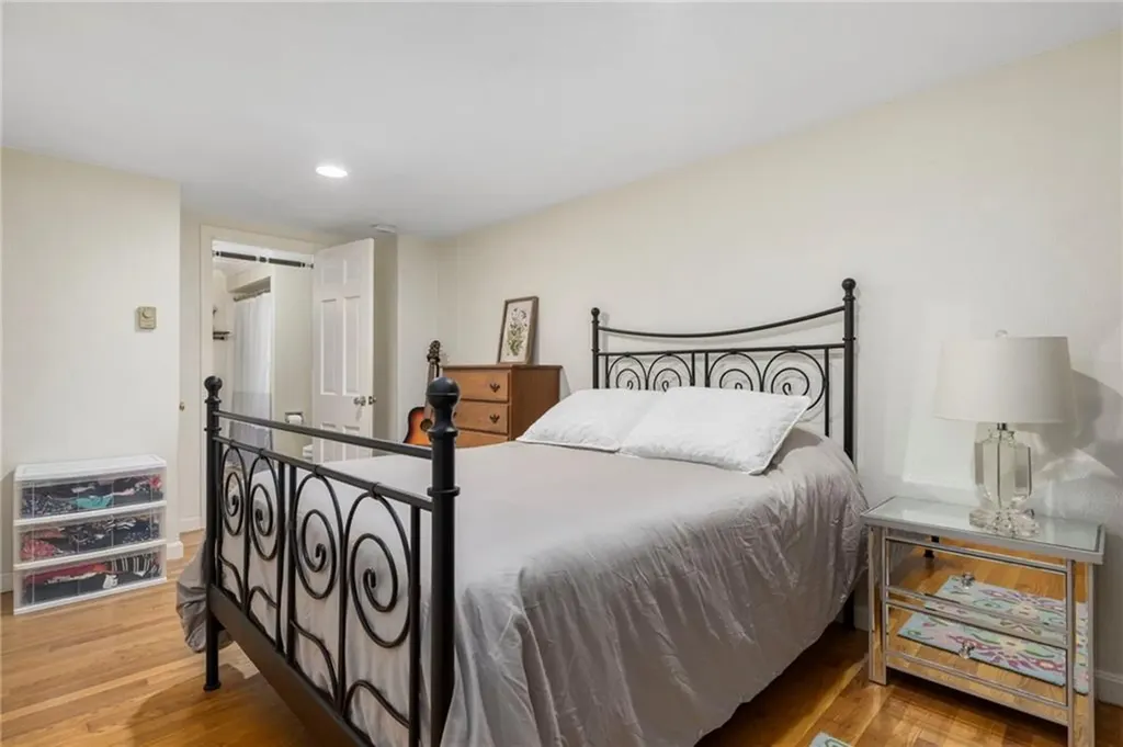 165 Waterman Street Providence RI 02906