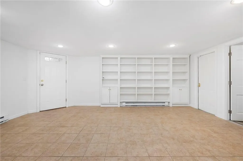 165 Waterman Street Providence RI 02906