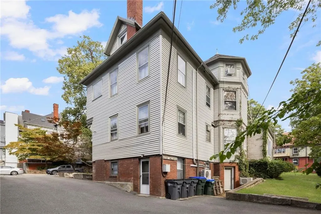 165 Waterman Street Providence RI 02906