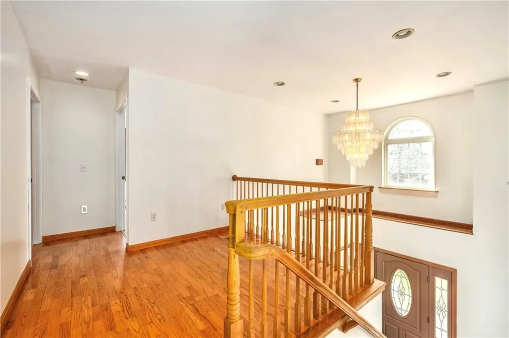 542 Spring Street Exeter RI 02822