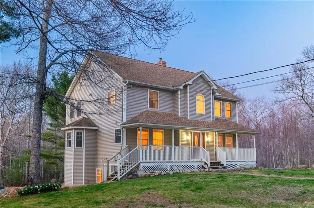 542 Spring Street Exeter RI 02822