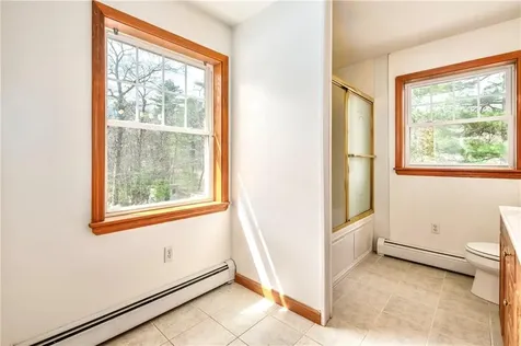 542 Spring Street Exeter RI 02822