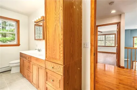 542 Spring Street Exeter RI 02822