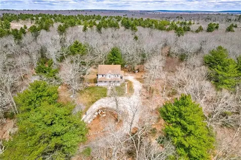 542 Spring Street Exeter RI 02822