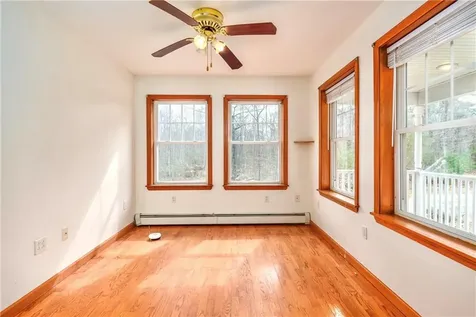 542 Spring Street Exeter RI 02822