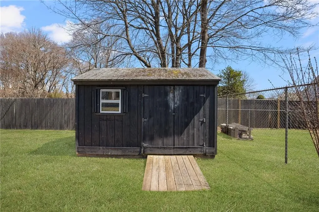 292 Boulevard Middletown RI 02842