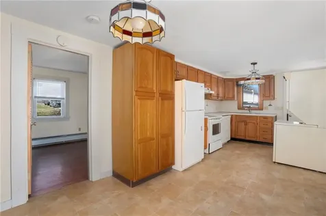 292 Boulevard Middletown RI 02842