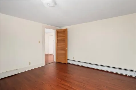 292 Boulevard Middletown RI 02842