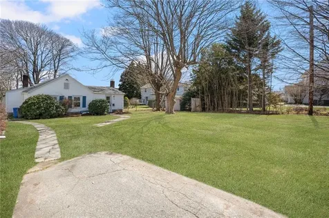 292 Boulevard Middletown RI 02842