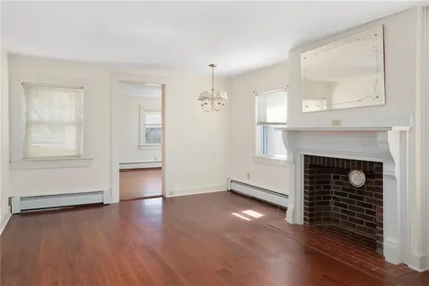 292 Boulevard Middletown RI 02842