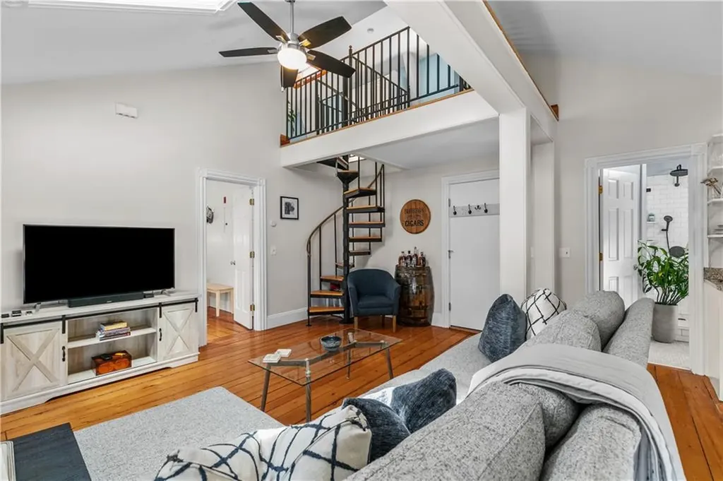 20 Berkeley Avenue Newport RI 02840