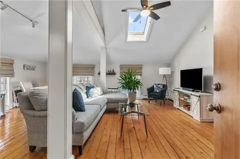 20 Berkeley Avenue Newport RI 02840