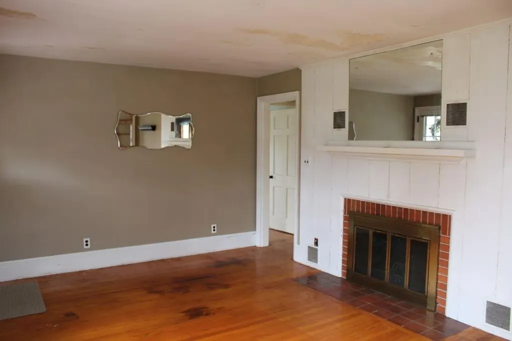 369 Manor Drive Warwick RI 02888