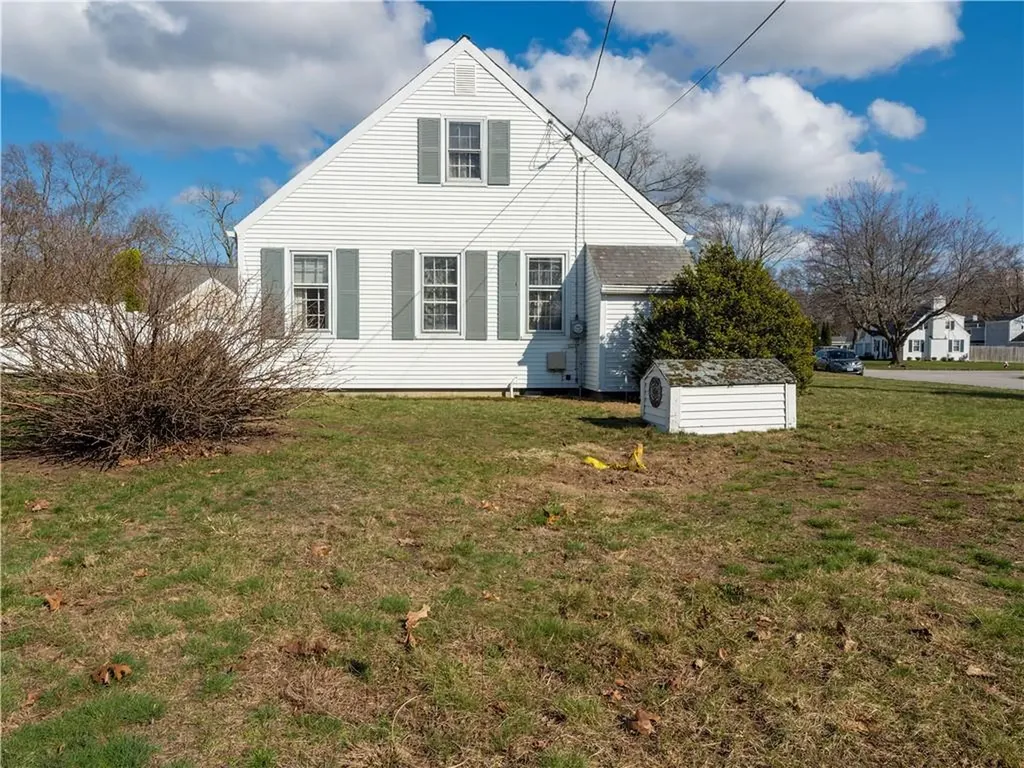 369 Manor Drive Warwick RI 02888