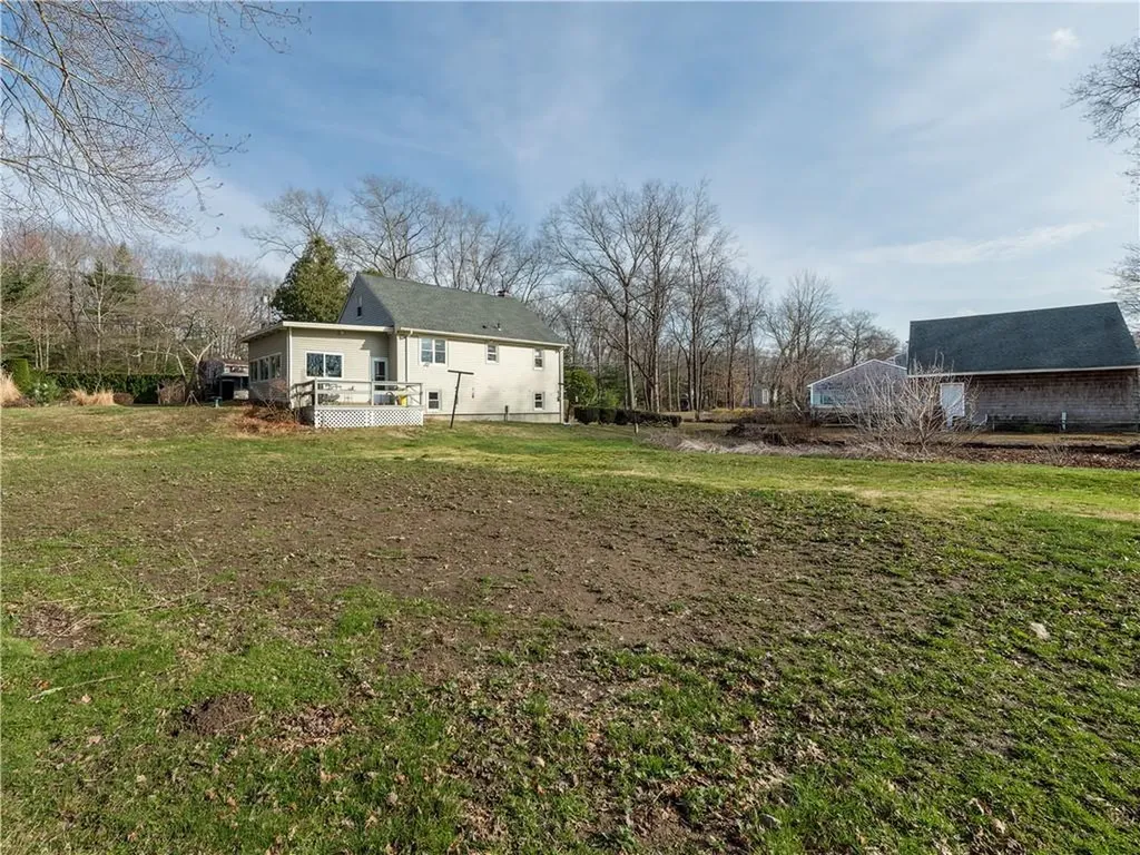48 Colvintown Road Coventry RI 02816