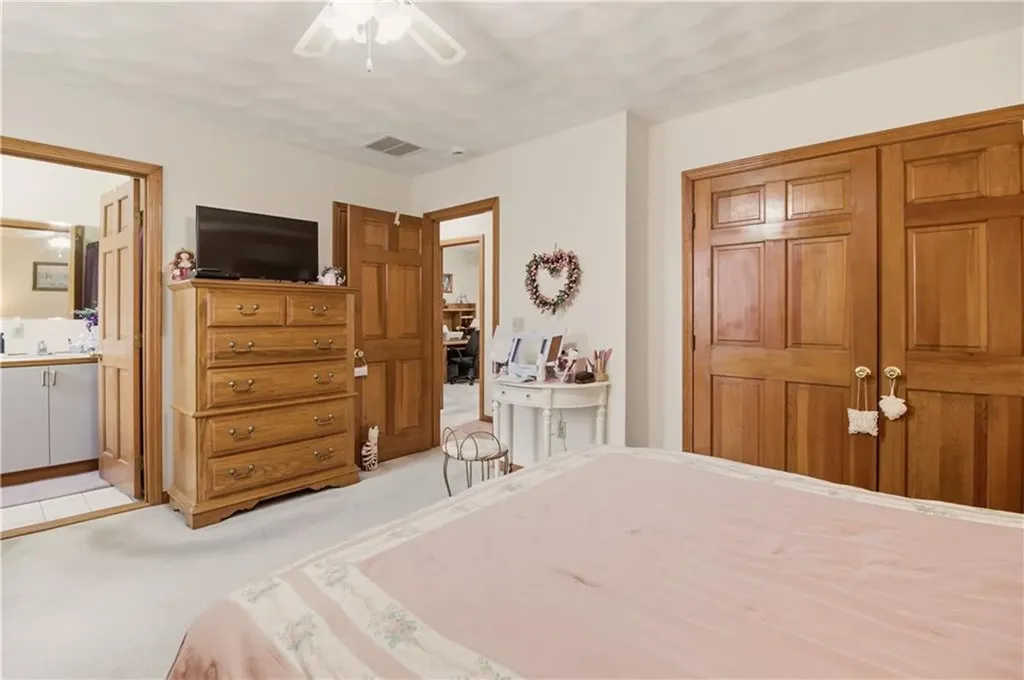 8 Birchwood Drive Bristol RI 02809