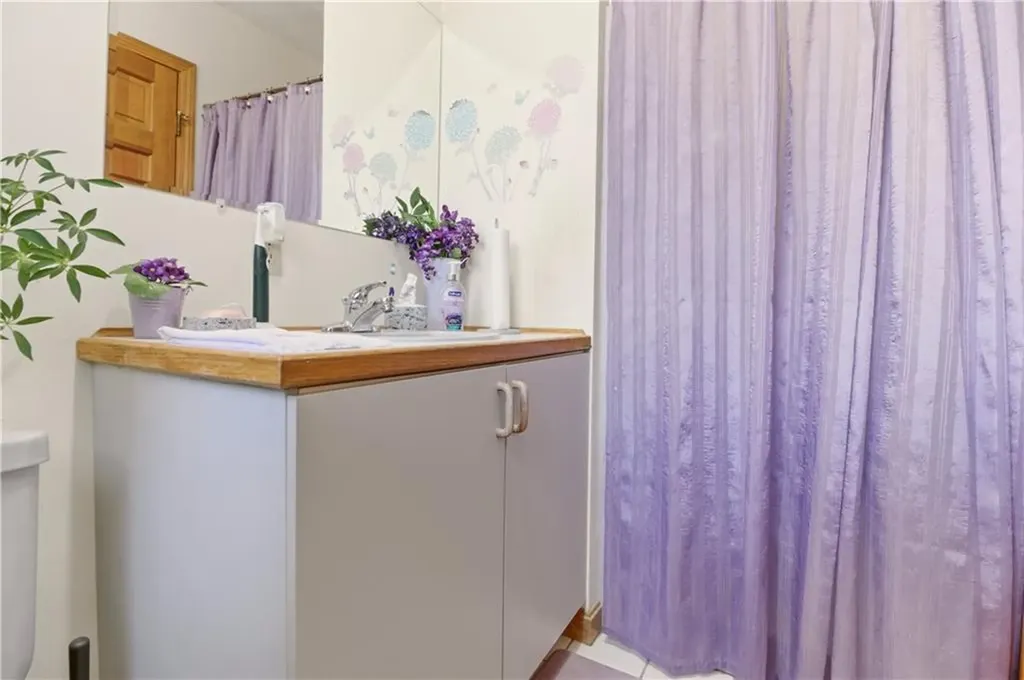 8 Birchwood Drive Bristol RI 02809