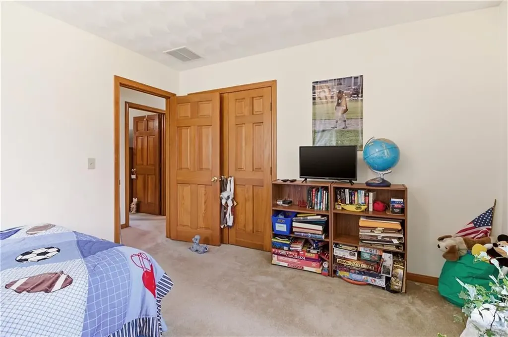 8 Birchwood Drive Bristol RI 02809