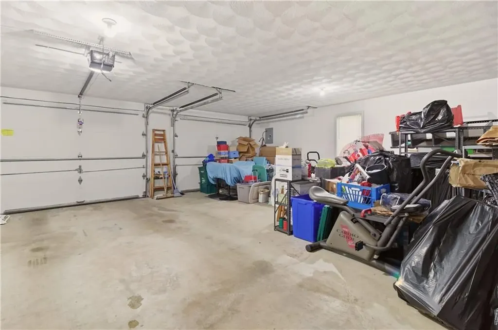 8 Birchwood Drive Bristol RI 02809