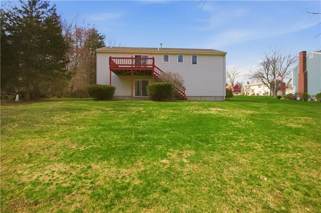 8 Birchwood Drive Bristol RI 02809