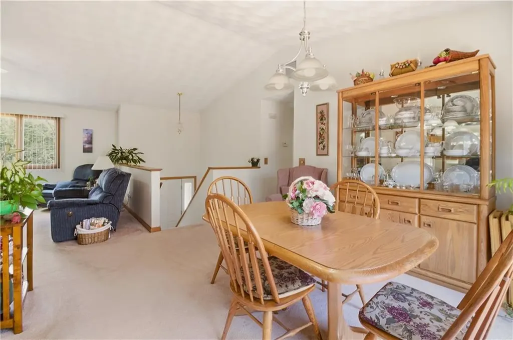 8 Birchwood Drive Bristol RI 02809