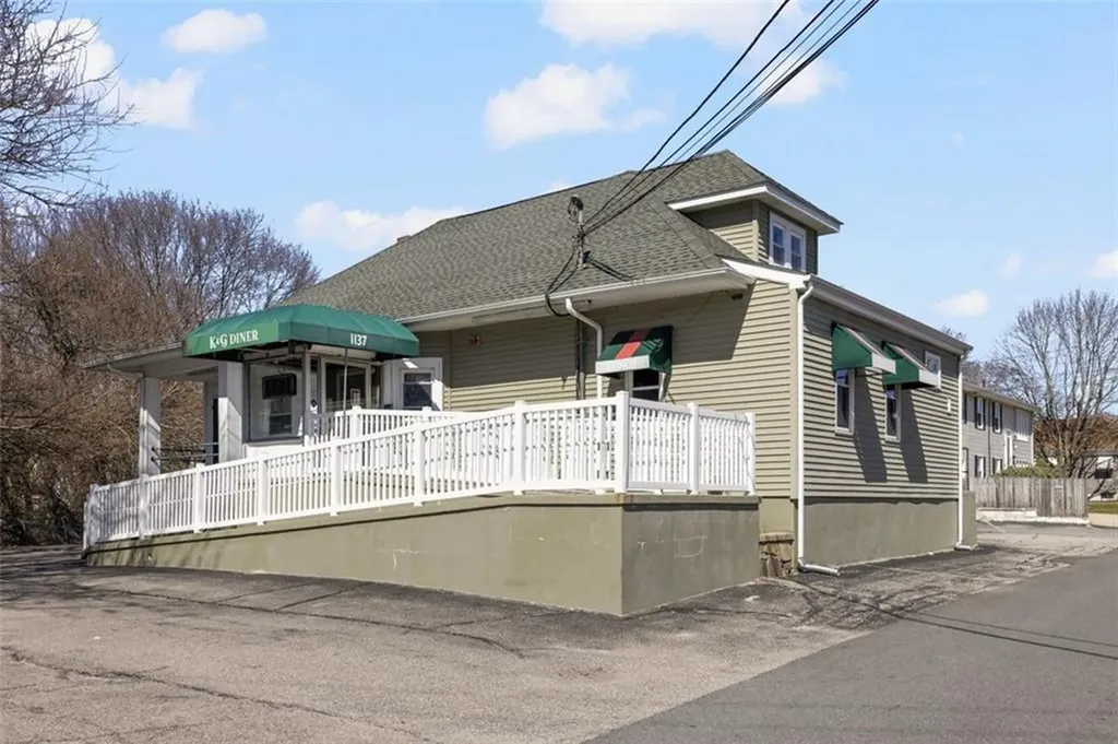1137 Charles Street North Providence RI 02904