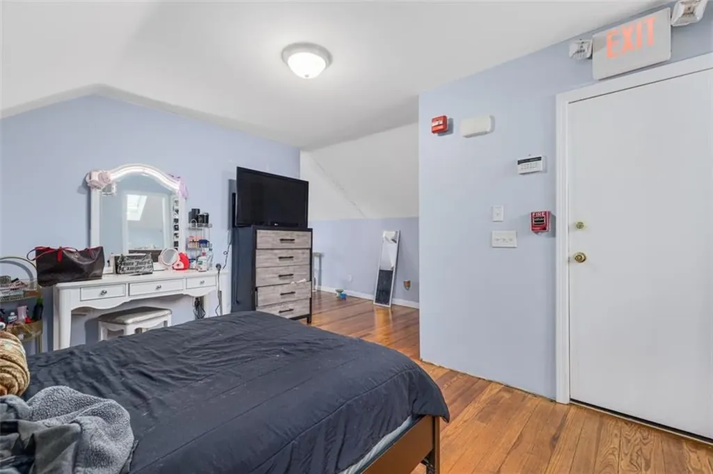 1137 Charles Street North Providence RI 02904