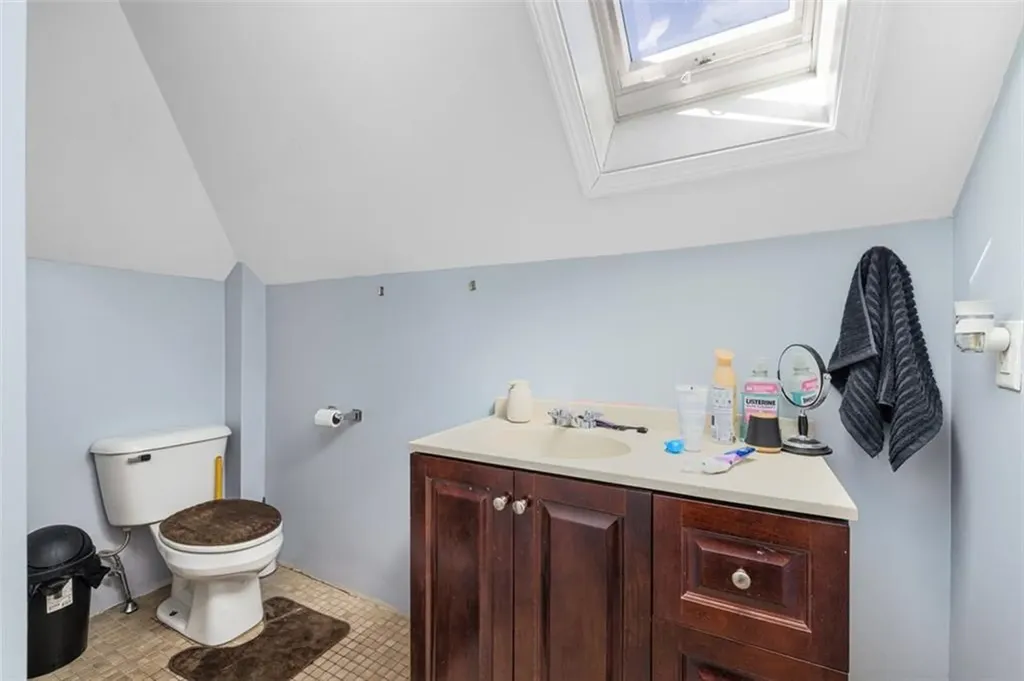 1137 Charles Street North Providence RI 02904
