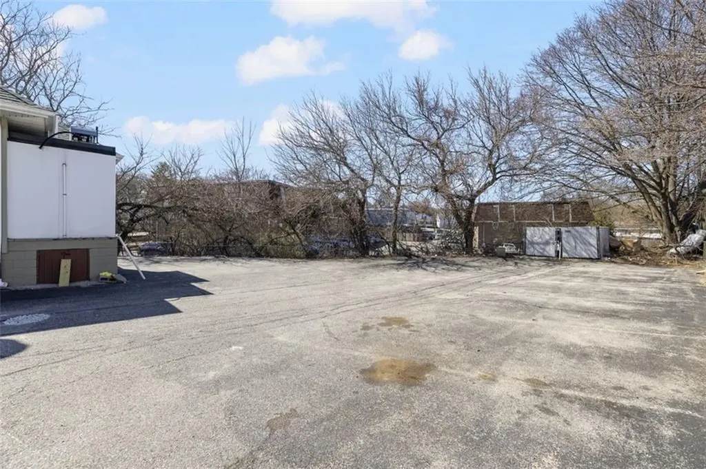 1137 Charles Street North Providence RI 02904