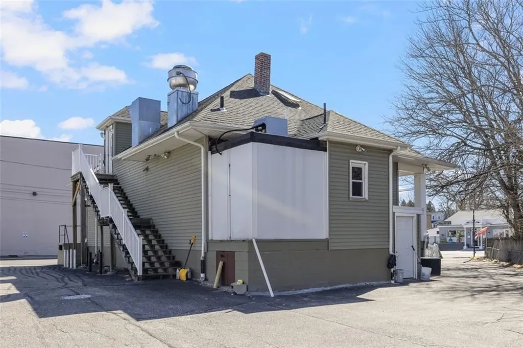 1137 Charles Street North Providence RI 02904