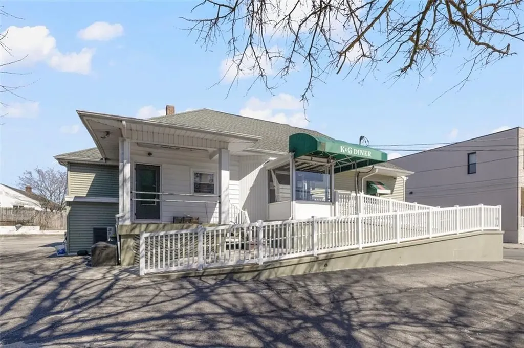 1137 Charles Street North Providence RI 02904