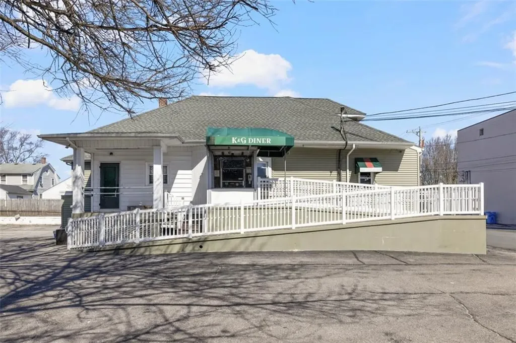 1137 Charles Street North Providence RI 02904