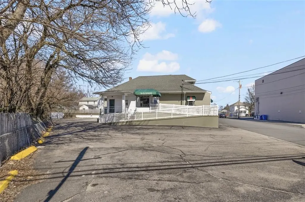 1137 Charles Street North Providence RI 02904