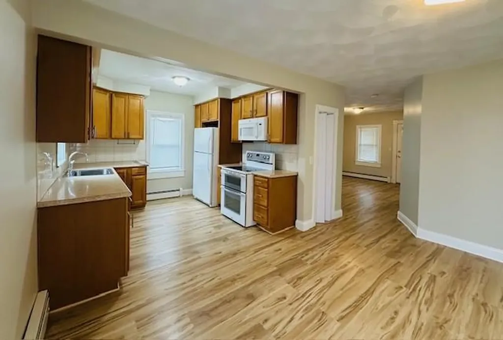 252 Greenwood Street Cranston RI 02910