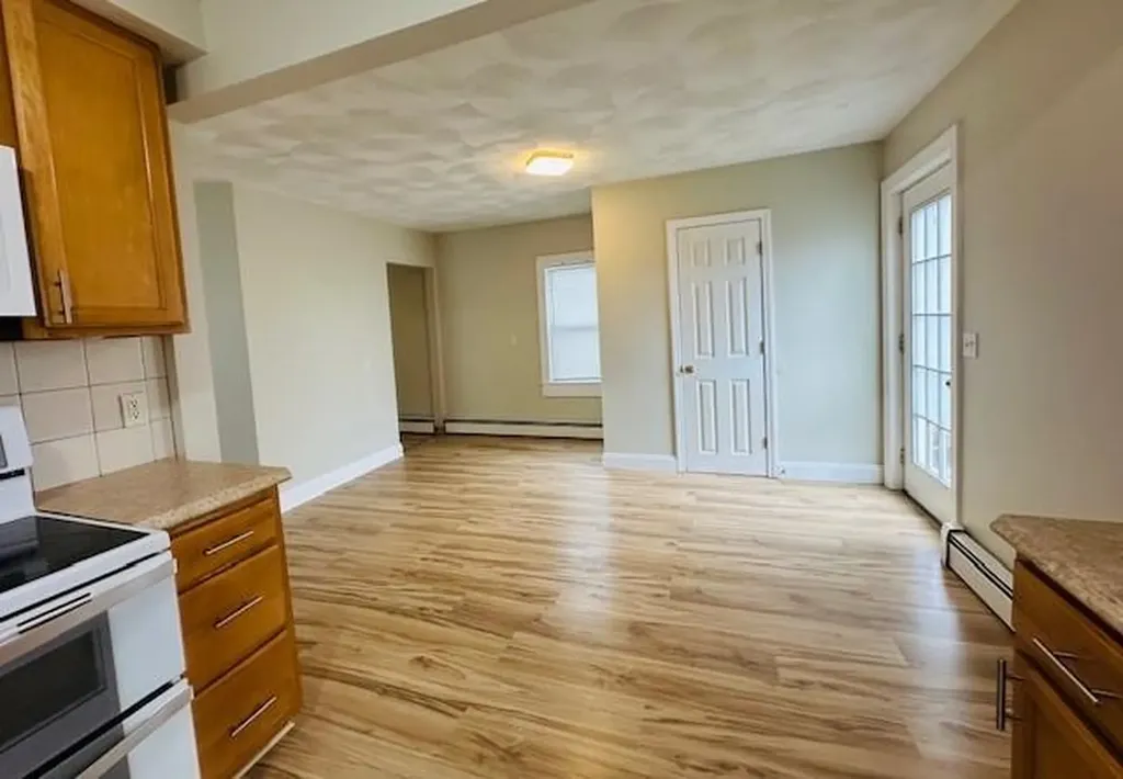 252 Greenwood Street Cranston RI 02910