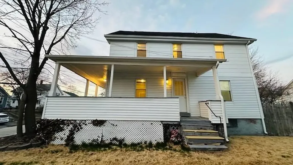 252 Greenwood Street Cranston RI 02910