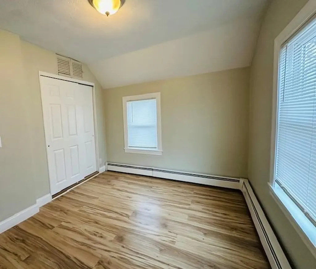 252 Greenwood Street Cranston RI 02910