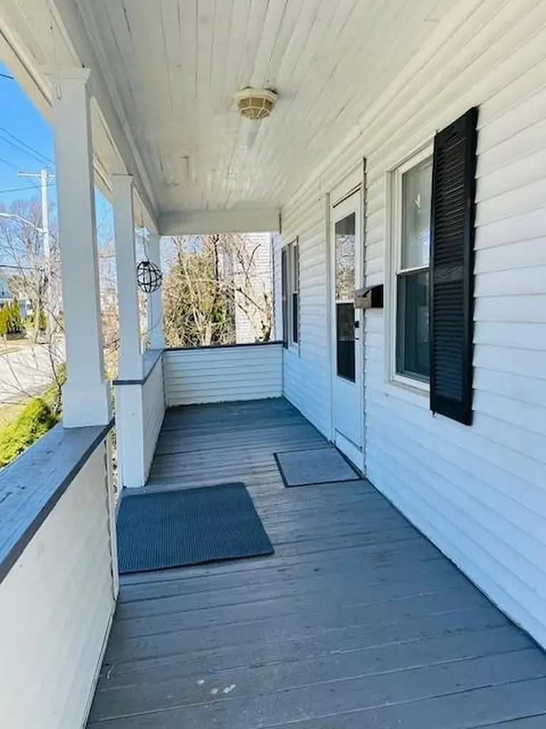 252 Greenwood Street Cranston RI 02910